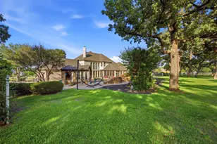 6050 Oak Hollow Dr, Burleson, TX 76028 - Photo 29