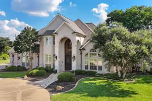 6050 Oak Hollow Dr, Burleson, TX 76028 - Photo 3