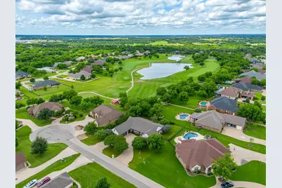 5604 Medinah Court, Granbury, TX 76049 - Photo 3