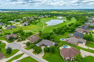5604 Medinah Ct, Granbury, TX 76049 - Photo 3