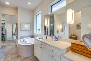 5604 Medinah Ct, Granbury, TX 76049 - Photo 17