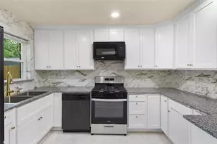 1513 Park Pl, Irving, TX 75061 - Photo 5