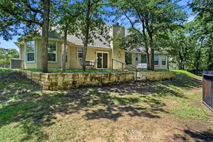102 Manders Ct, Runaway Bay, TX 76426 - Photo 35