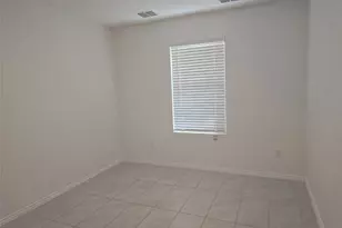 14017 Ilderton St, Pilot Point, TX 76258 - Photo 11