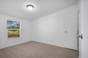 118 Cedar Ridge Dr, Eustace, TX 75124 - Photo 11