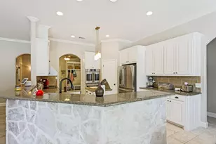 207 Overton Ridge Cir, Weatherford, TX 76088 - Photo 9