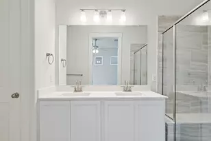905 Meadowcrest Dr, Plano, TX 75075 - Photo 19