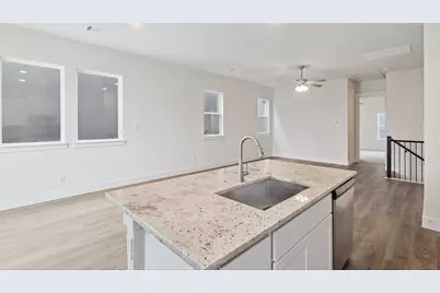 905 Meadowcrest Drive, Plano, TX 75075 - Photo 15