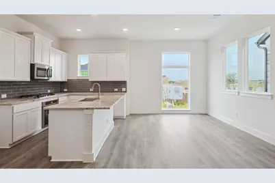 905 Meadowcrest Drive, Plano, TX 75075 - Photo 17