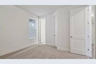 905 Meadowcrest Drive, Plano, TX 75075 - Photo 5