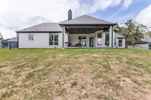 1165 Gonzollas Rd, Springtown, TX 76082 - Photo 23