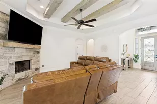 1165 Gonzollas Rd, Springtown, TX 76082 - Photo 9