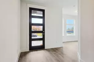 901 Meadowcrest Dr, Plano, TX 75075 - Photo 9