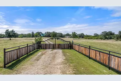 1170 Diamond Oaks Road, Stephenville, TX 76401 - Photo 23
