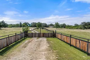 1170 Diamond Oaks Rd, Stephenville, TX 76401 - Photo 23