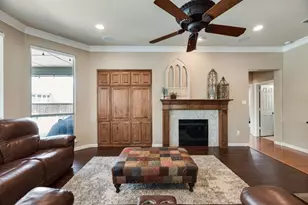 2631 Lakebend Dr, Grand Prairie, TX 75054 - Photo 13