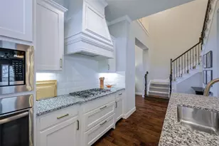 2700 Albany Dr, McKinney, TX 75072 - Photo 13