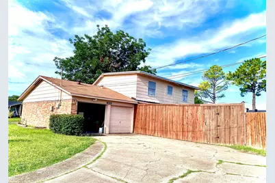 4001 Burning Tree Lane, Garland, TX 75042 - Photo 11