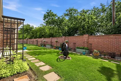 8915 Twin Pines Lane, Frisco, TX 75036 - Photo 31