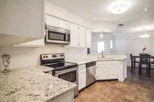 449 Phillips Dr, Coppell, TX 75019 - Photo 5
