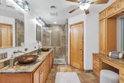 1943 Camelot Drive, Grapevine, TX 76051 - Photo 15