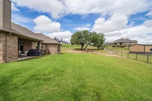 409 Oak Mdw Ln, Weatherford, TX 76085 - Photo 25
