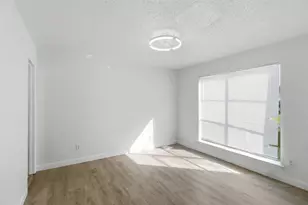 8110 Skillman St, Dallas, TX 75231 - Photo 23