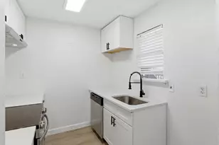 8110 Skillman St, Dallas, TX 75231 - Photo 3