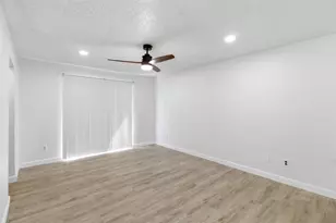 8110 Skillman St, Dallas, TX 75231 - Photo 17