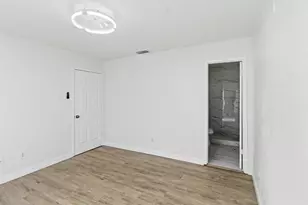 8110 Skillman St, Dallas, TX 75231 - Photo 23