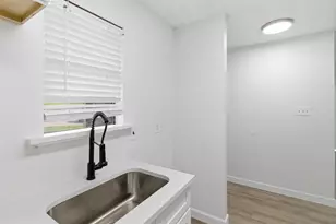 8110 Skillman St, Dallas, TX 75231 - Photo 5