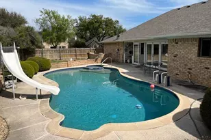 2226 Fall River Dr, Arlington, TX 76006 - Photo 31