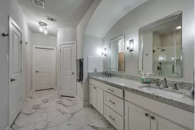6631 Deleon Street, Irving, TX 75039 - Photo 15