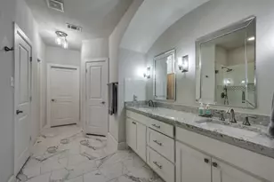 6631 DeLeon St, Irving, TX 75039 - Photo 15