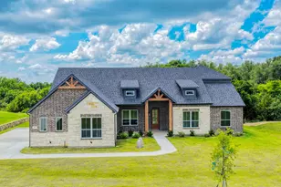 2001 Woodland Rd, Weatherford, TX 76088 - Photo 1