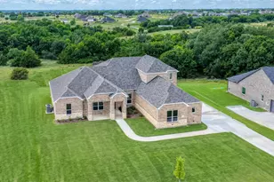 1097 Woodland Rd, Weatherford, TX 76088 - Photo 3
