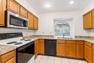 3208 Hickory Ct, Bedford, TX 76021 - Photo 7