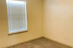 2320 Calendar Ct, Grand Prairie, TX 75050 - Photo 17