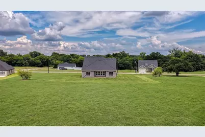1040 Salvation Drive, Weatherford, TX 76088 - Photo 39