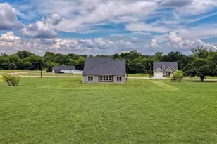 1040 Salvation Dr, Weatherford, TX 76088 - Photo 39