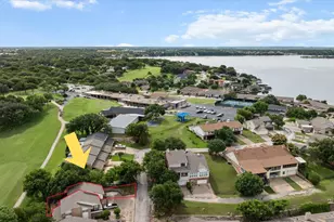 4407 Overlook Ct, Granbury, TX 76049 - Photo 5