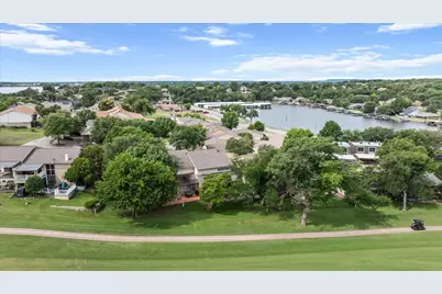4407 Overlook Court, Granbury, TX 76049 - Photo 37