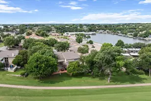 4407 Overlook Ct, Granbury, TX 76049 - Photo 37