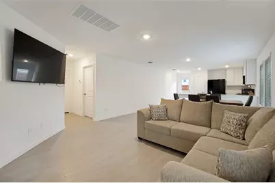 221 Ashbrook Street, Little Elm, TX 75068 - Photo 5
