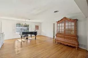 2615 Glenwood Ln, Denton, TX 76209 - Photo 11