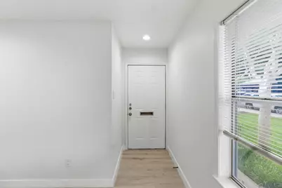 13610 Brookgreen Drive, Dallas, TX 75240 - Photo 5