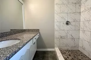 1724 Midcrest Dr, Plano, TX 75075 - Photo 19
