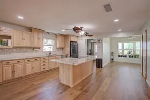 3559 Springfield Rd, Springtown, TX 76082 - Photo 9