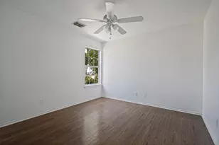 1383 Mimosa Ln, Lewisville, TX 75077 - Photo 17