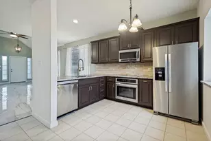 1383 Mimosa Ln, Lewisville, TX 75077 - Photo 7